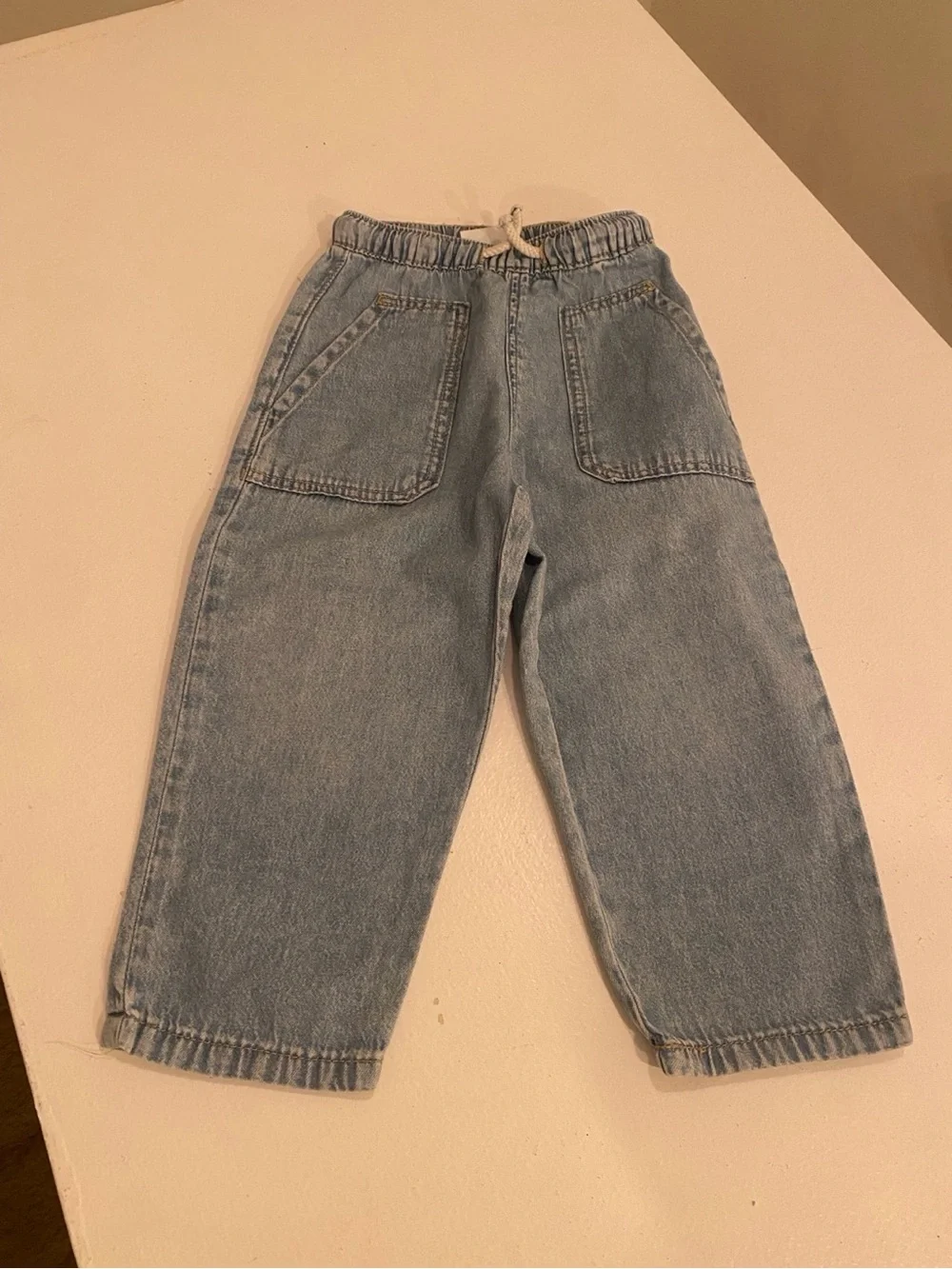 Zara comfortable light